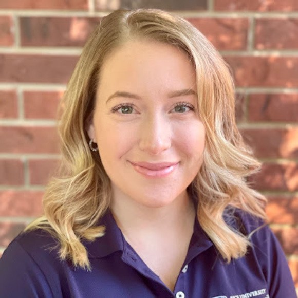 Meet your Posher, Janine - Picture 1 of 1